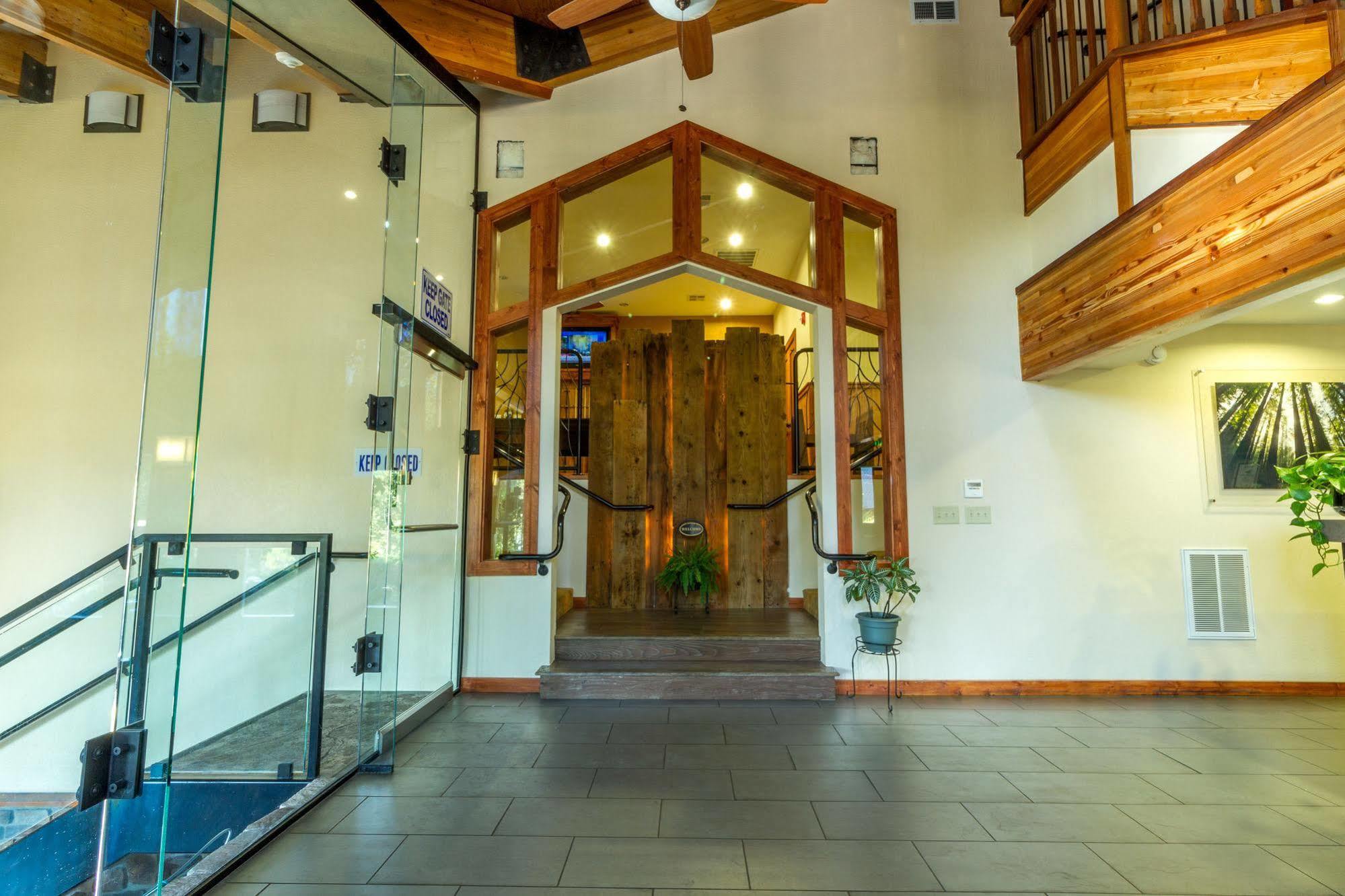 Mountain Retreat Resort Arnold Eksteriør bilde